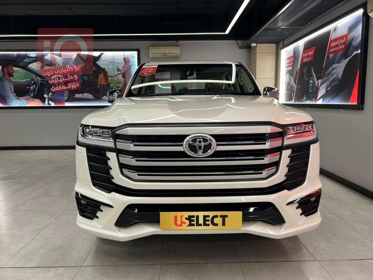 تۆیۆتا لاند کروزەر